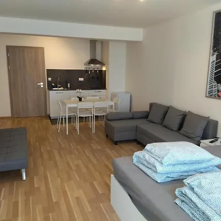 Brand New #24 In Elite With Free Secure Parking In The Center Appartement Prague