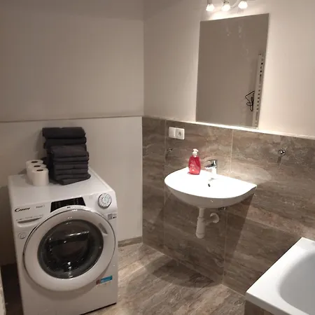 Διαμέρισμα Brand New #24 In Elite With Free Secure Parking In The Center *