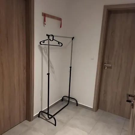 Brand New #24 In Elite With Free Secure Parking In The Center Prague